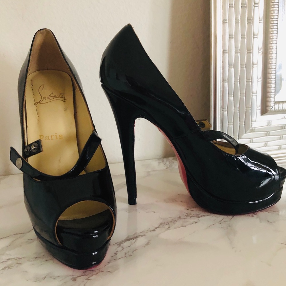 Peep Toe Louboutin Pumps